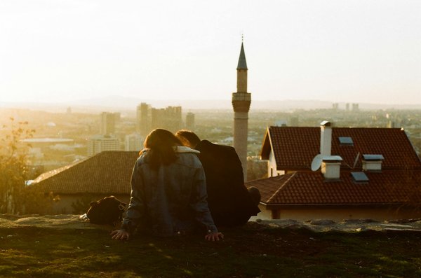 Comment organiser une randonnée dans les montagnes de l'Atlas au Maroc?